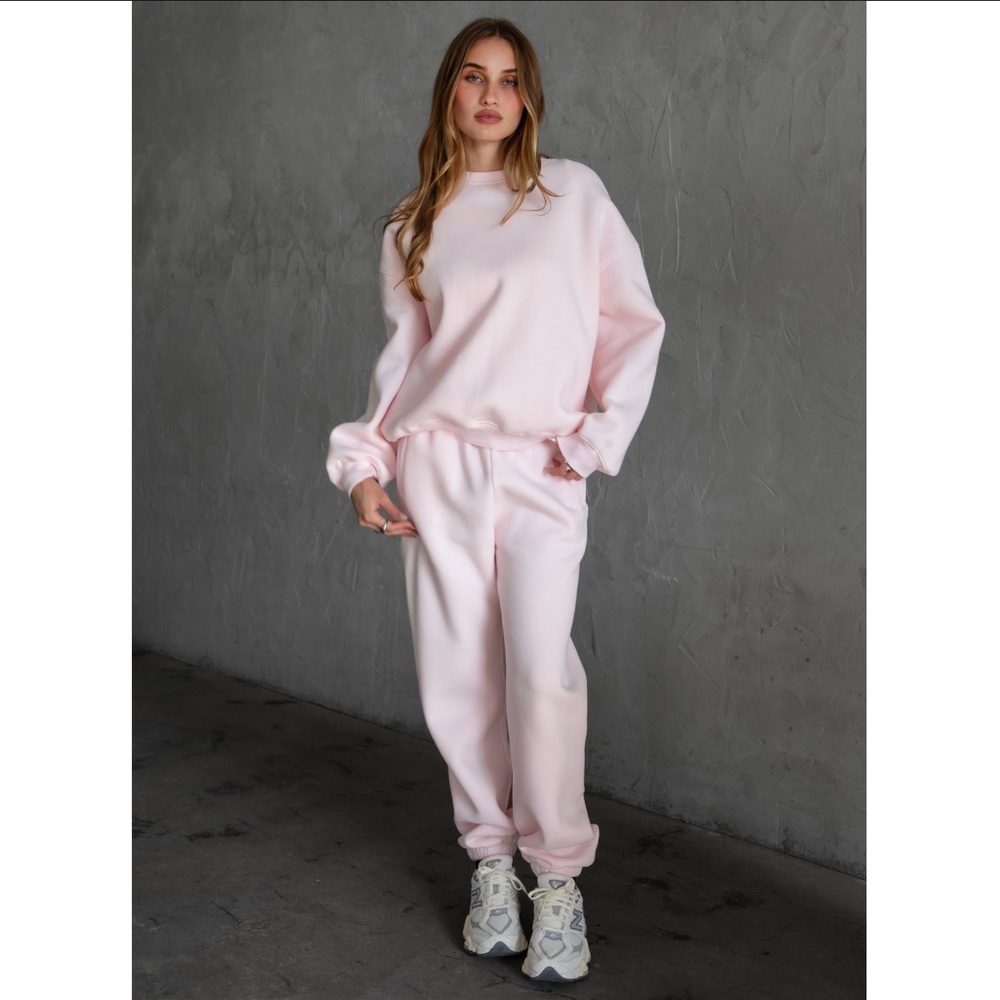 Tic Toc LA Dove Sweatpants in Pale Pink NWT